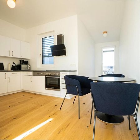 Orestaliving - Penthouse In 2Nd District With View Виена Екстериор снимка