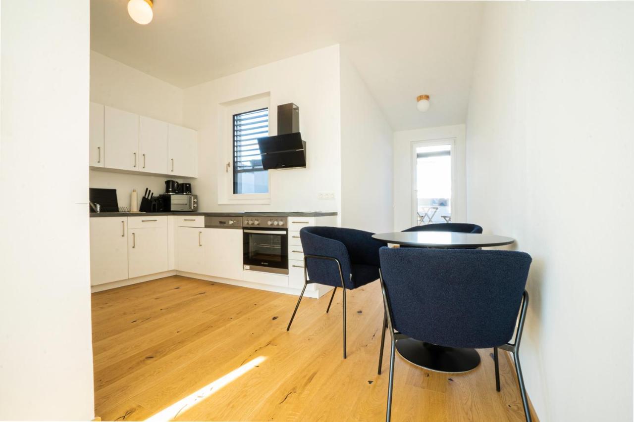 Orestaliving - Penthouse In 2Nd District With View Виена Екстериор снимка